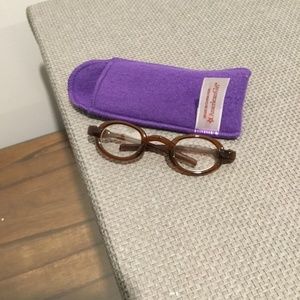 American Girl 18” doll CHOCOLATE glasses with Case